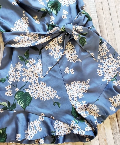 Keepsake the Label-cowl neck blue floral romper - Picture 3 of 5